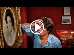 Man Becomes Obsessed with an Old Portrait and Broke the Laws of Time to Meet Her